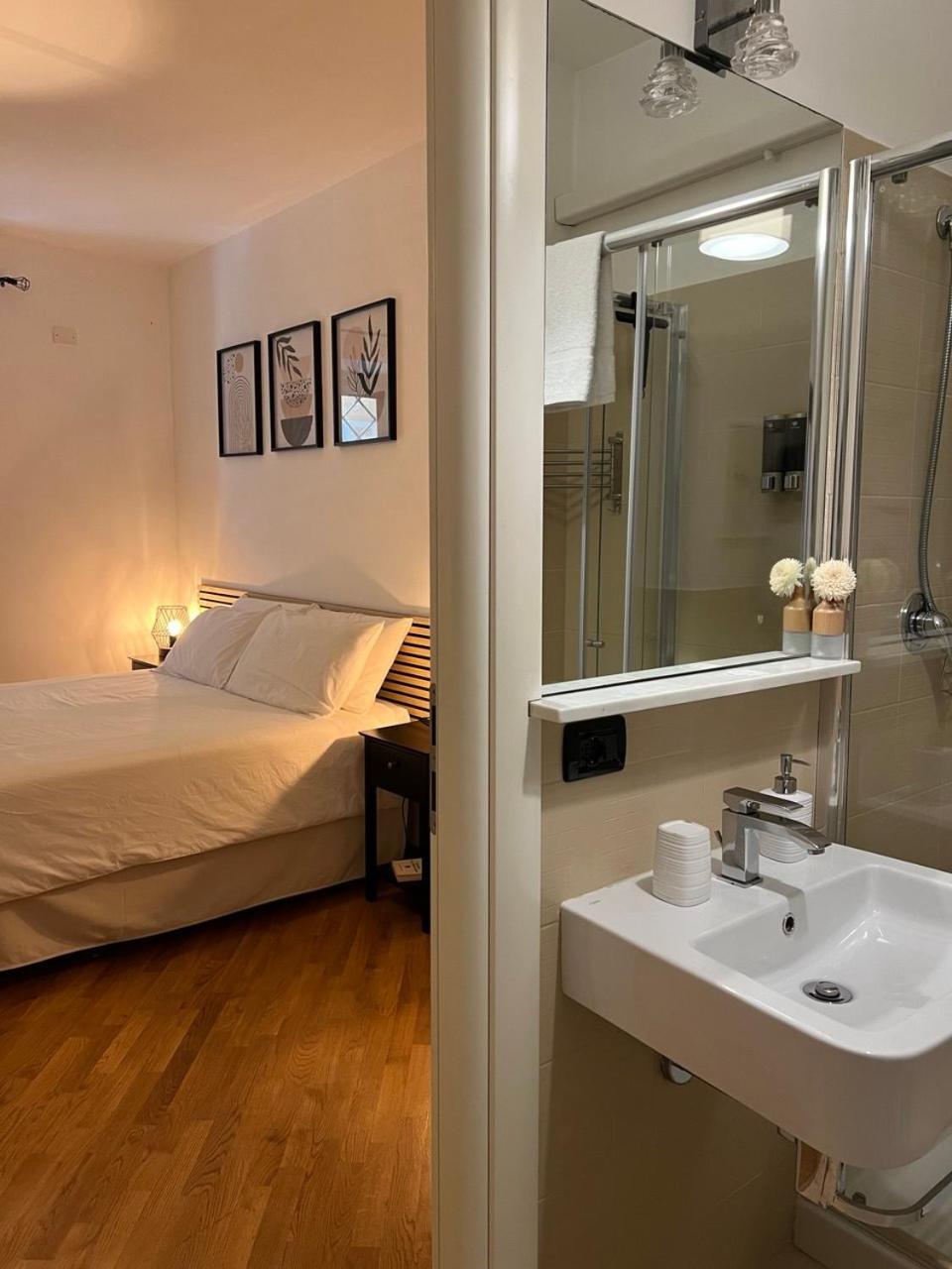 Sant'Eligio Apartments & Rooms Палермо Екстериор снимка
