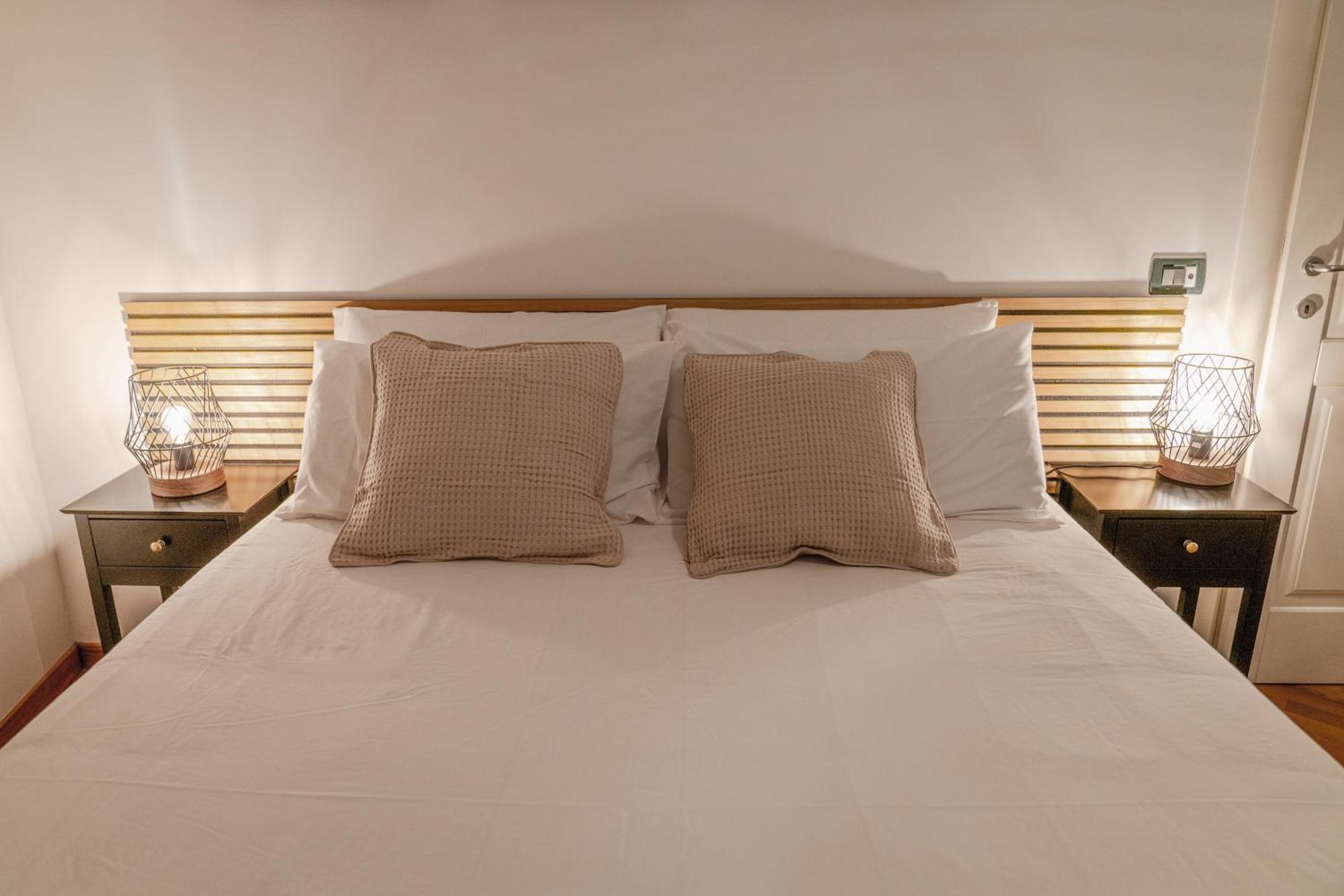 Sant'Eligio Apartments & Rooms Палермо Екстериор снимка
